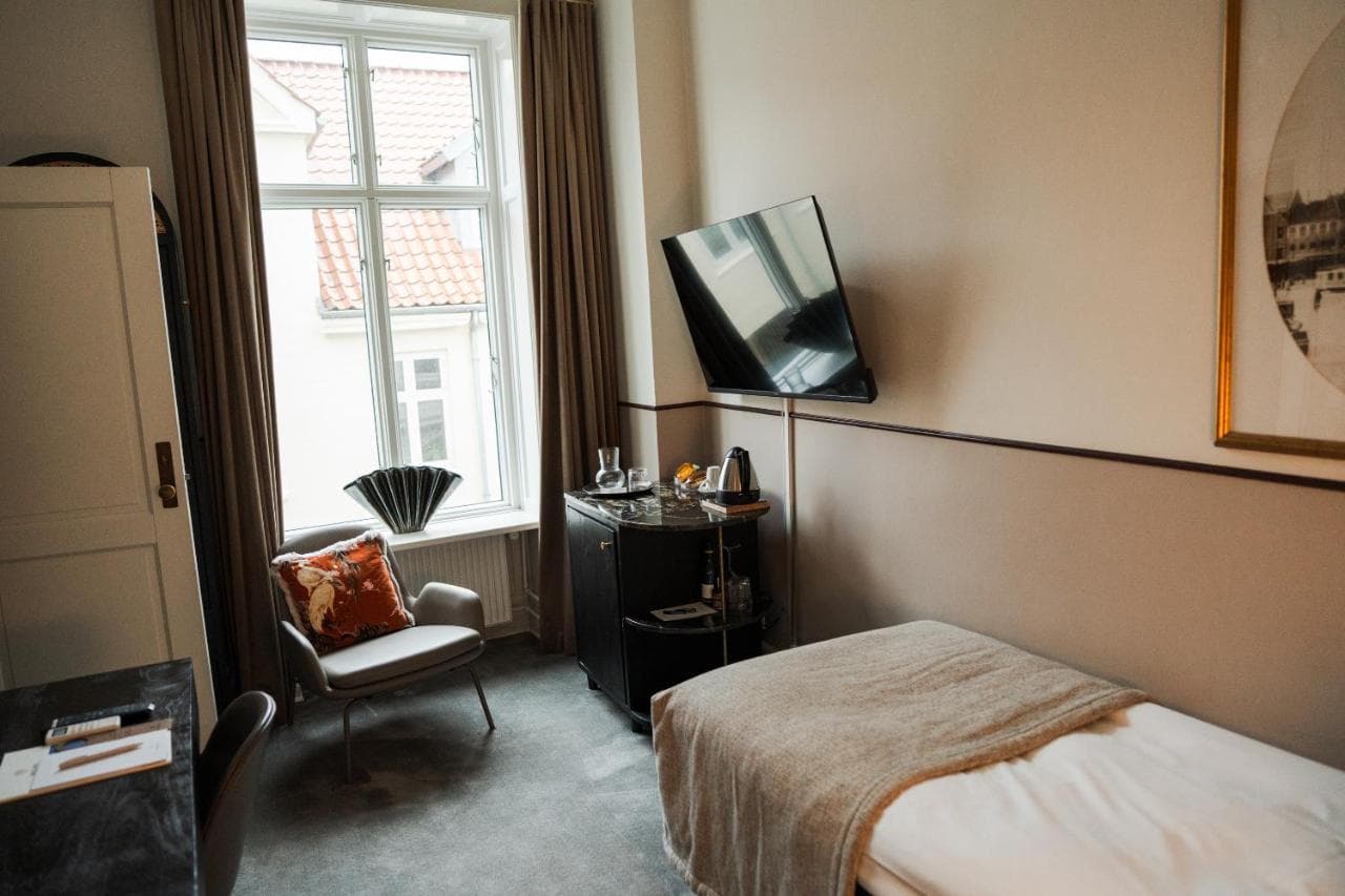 Hotel Royal view 7