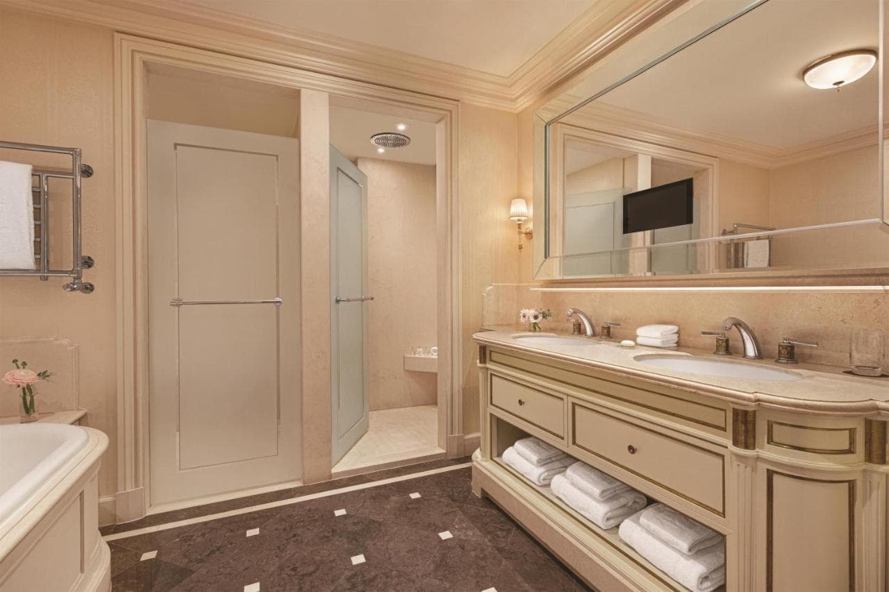Shangri-La Paris view 2