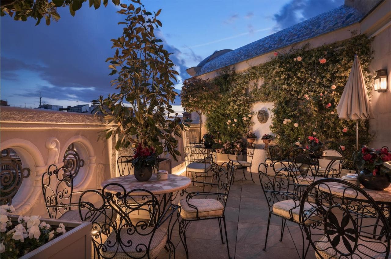 Relais & Châteaux Heritage Hotel main view
