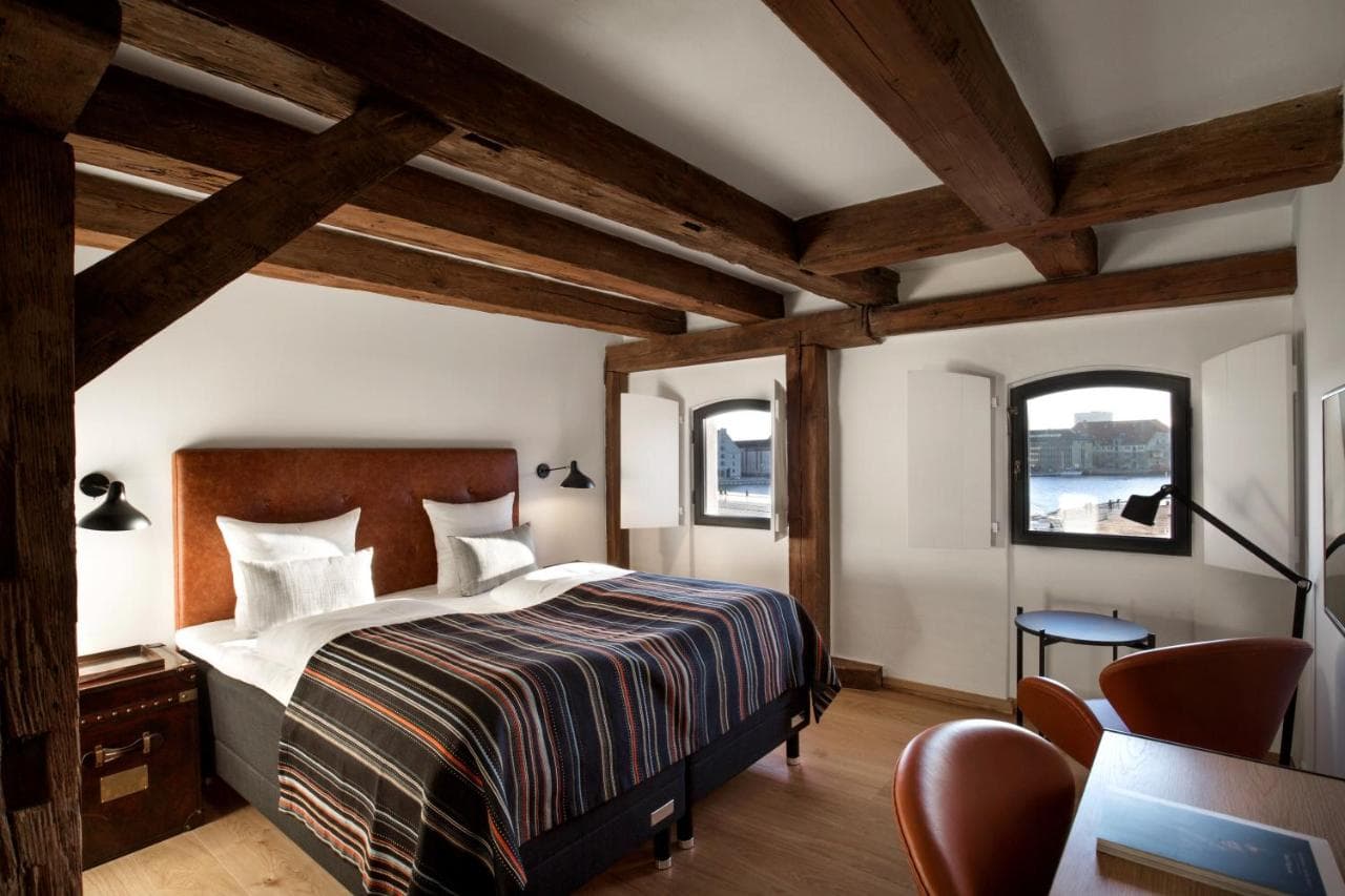71 Nyhavn Hotel view 2