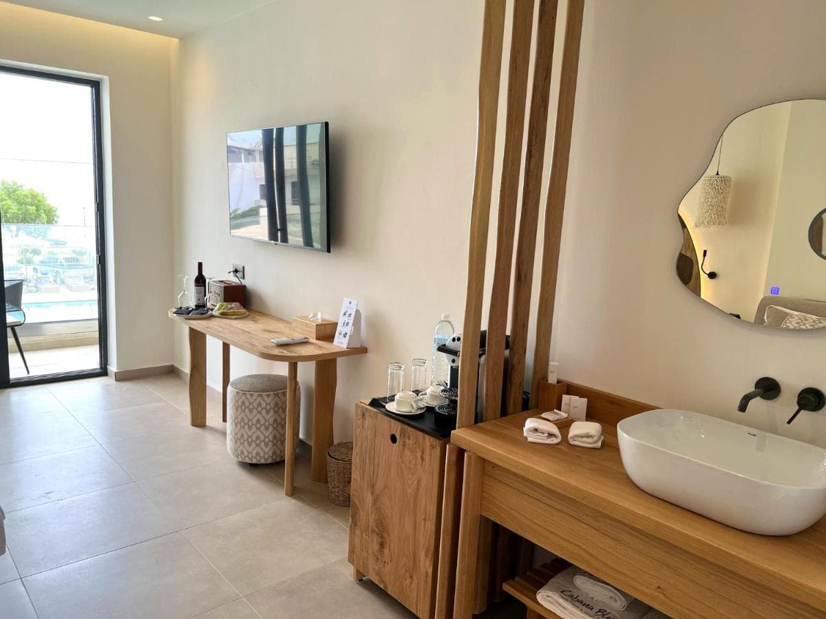 Cabana Blu Hotel & Suites view 3