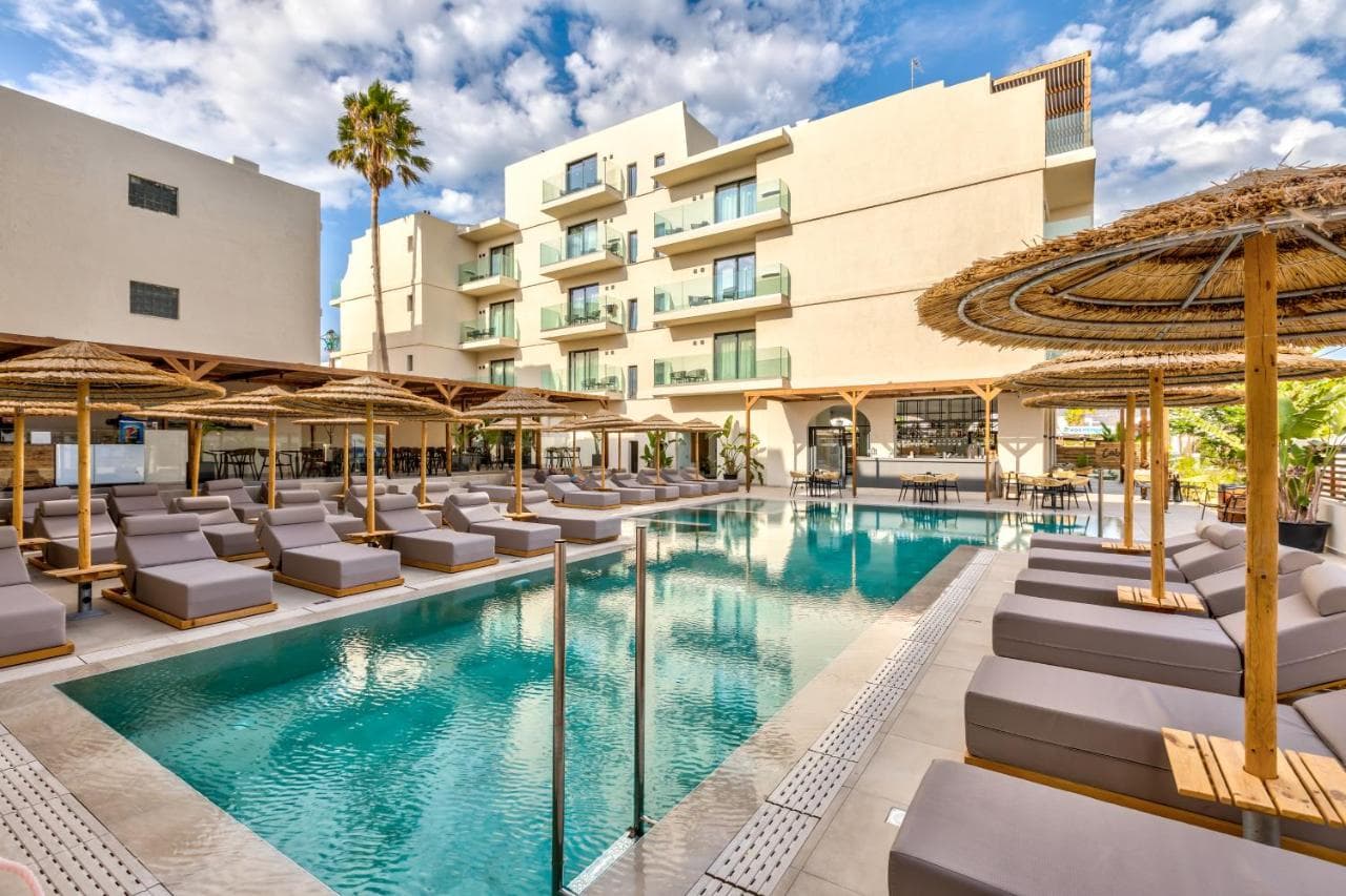 Cabana Blu Hotel & Suites main view