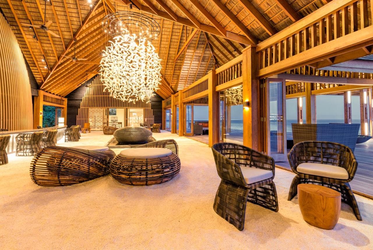 Hurawalhi Island Resort view 6