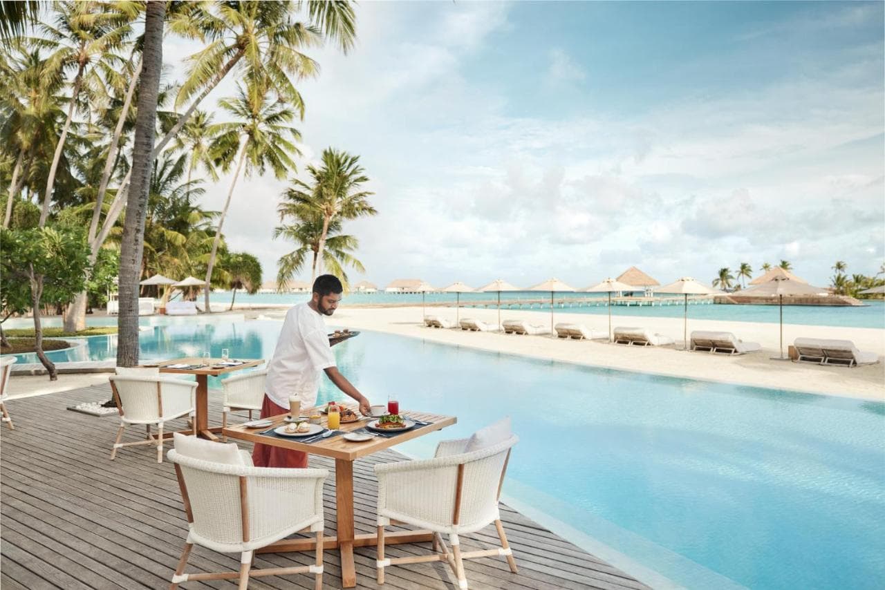 COMO Maalifushi view 8