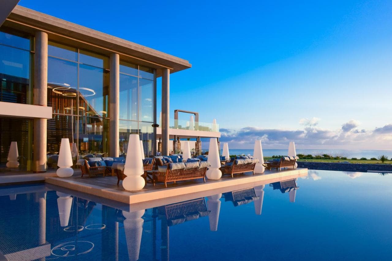 12 lyxiga och strandnära hotell på Kreta: De bästa 2026