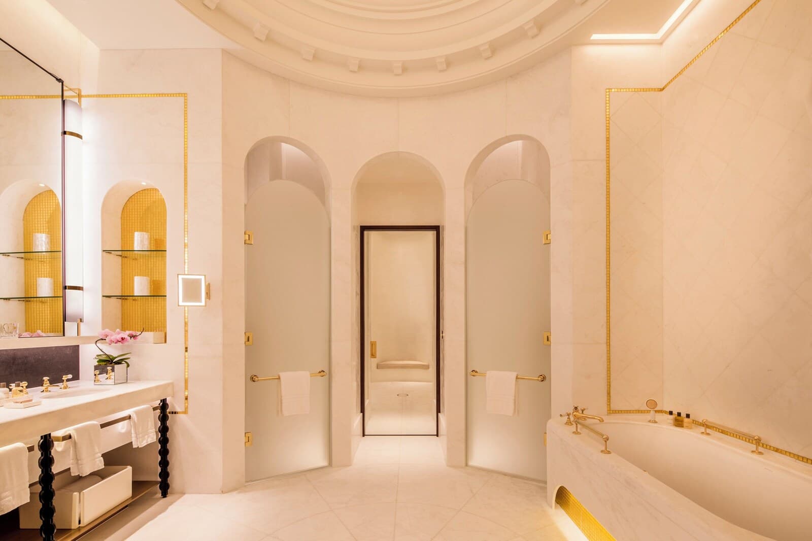 Four Seasons Hotel London at Tower Bridge – bild 5