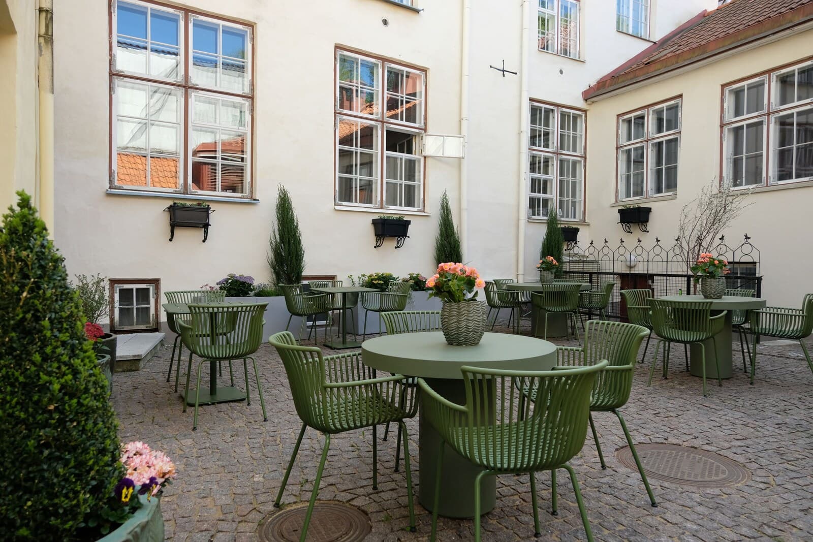 The Three Sisters Hotel – bild 7