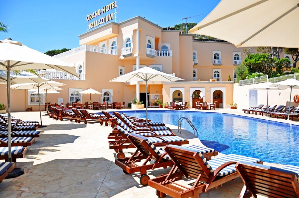 Grand Hotel Palladium Santa Eulalia del Rio - Hotellpool